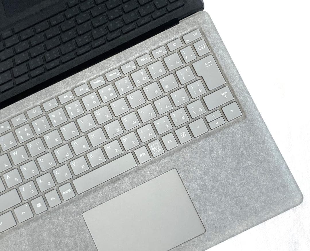 美品 13型 Surface Laptop 薄型 タッチパネル マイクロソフト