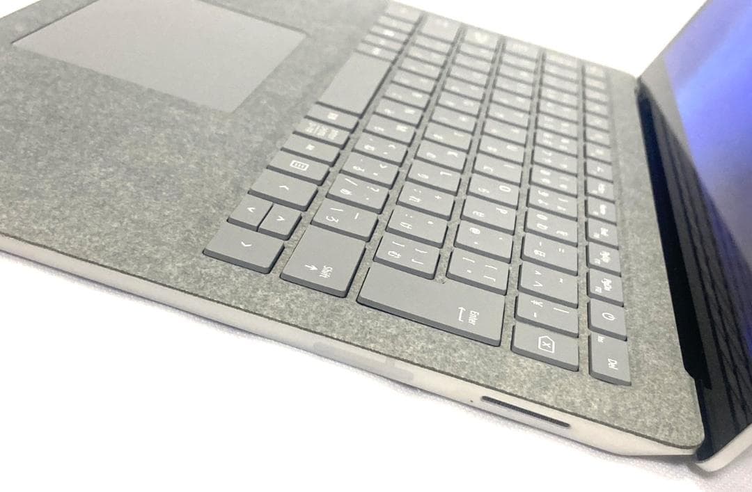 美品 13型 Surface Laptop 薄型 タッチパネル マイクロソフト
