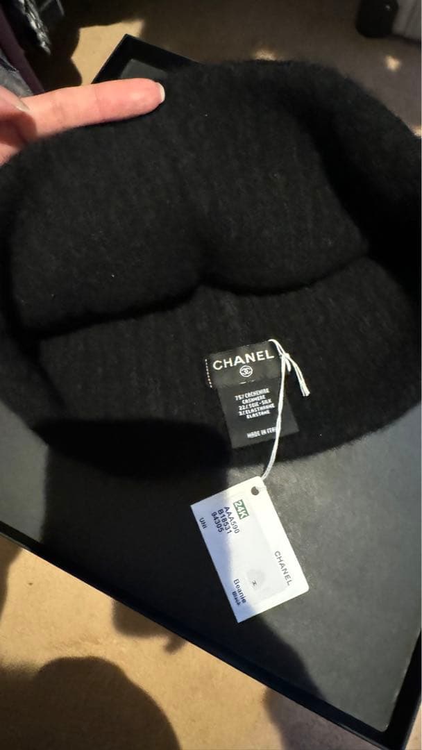 正規 CHANEL 24秋冬限定 ロゴ ニット帽 ウール 黒 24K ニット帽