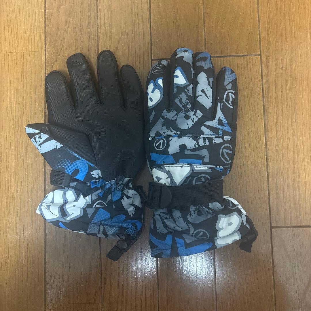 スノーボードウェアセット（ジャケット・パンツ・手袋・ゴーグル)の