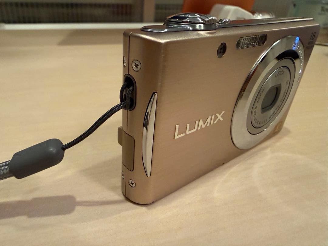 Panasonic LUMIX DMC-FH5 コンパクトデジタルカメラ ピンク