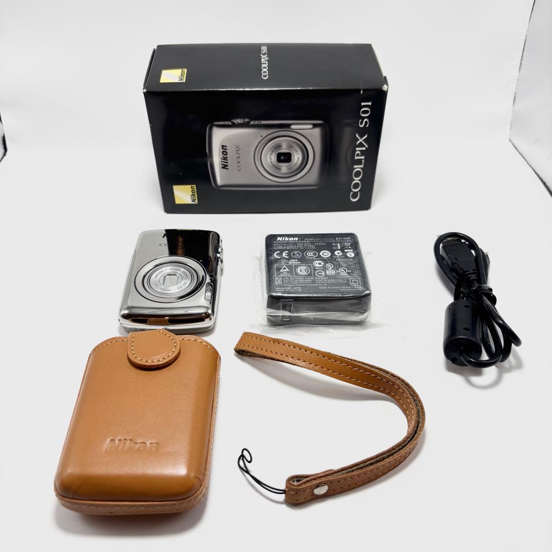【美品】Nikon COOLPIX S01 ミラーシルバー 希少品