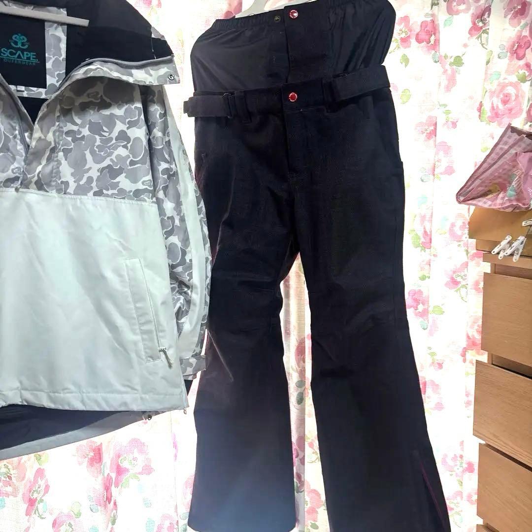 ❤️scapeスノーボード上下❤️お尻保護スパッツ3点セット美品❤️即日発送❤️