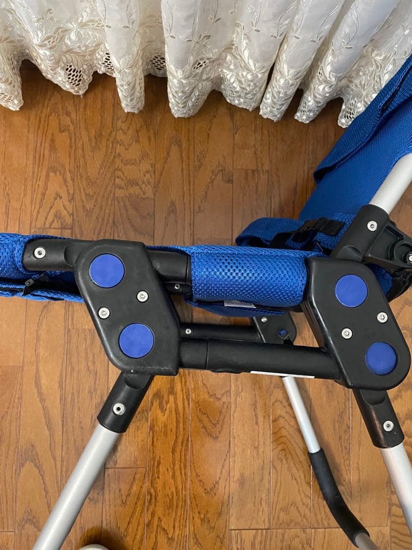 障害児・子供用風呂椅子 折りたたみ式 青　用途は色々