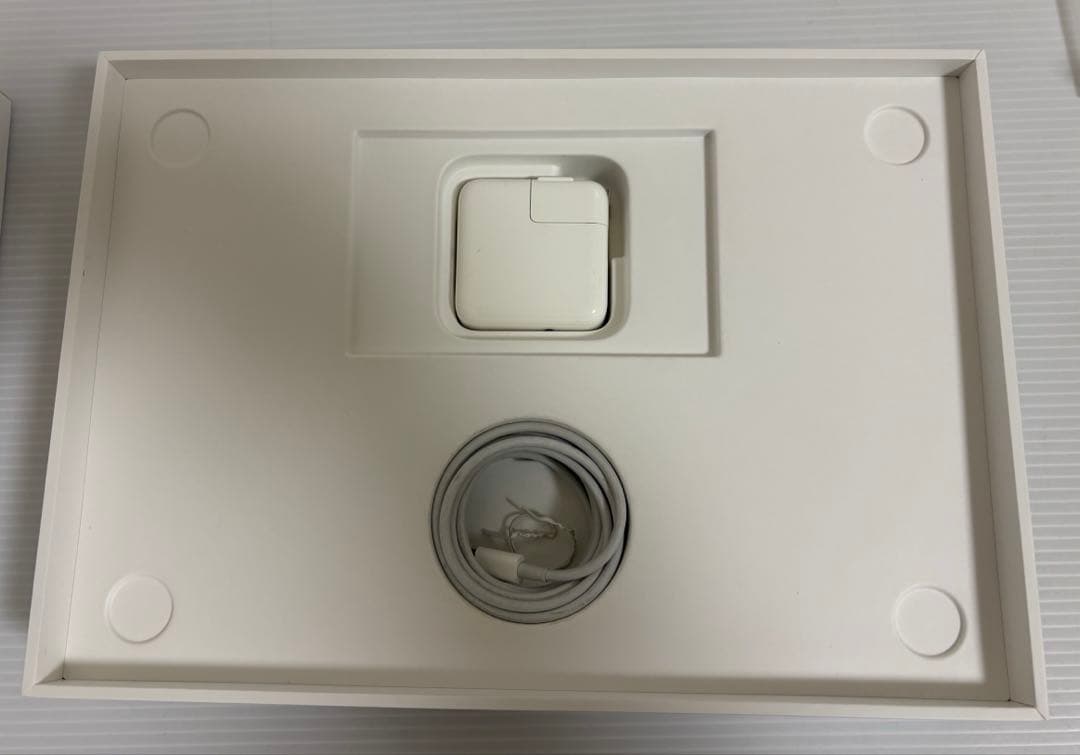 ゴールド MacBook 13インチ Retina A1932