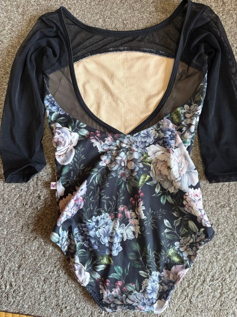 unoaレオタード　Mサイズ