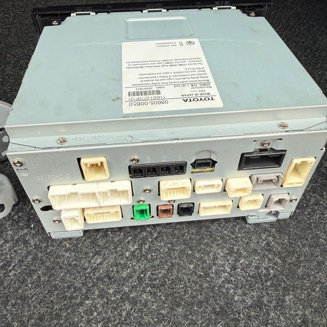 TOYOTA 純正ナビ　NSZT-W68T 本体のみ