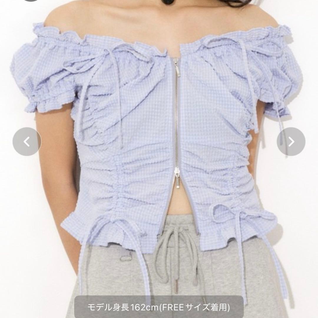 a SLY FRONTZIP2WAYTOPSフロントジップ2ウェイトップス