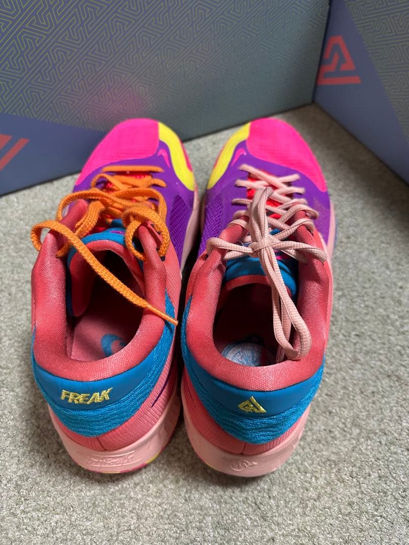 Nike Zoom Freak4フリーク4 28.5cm 靴紐2個付き