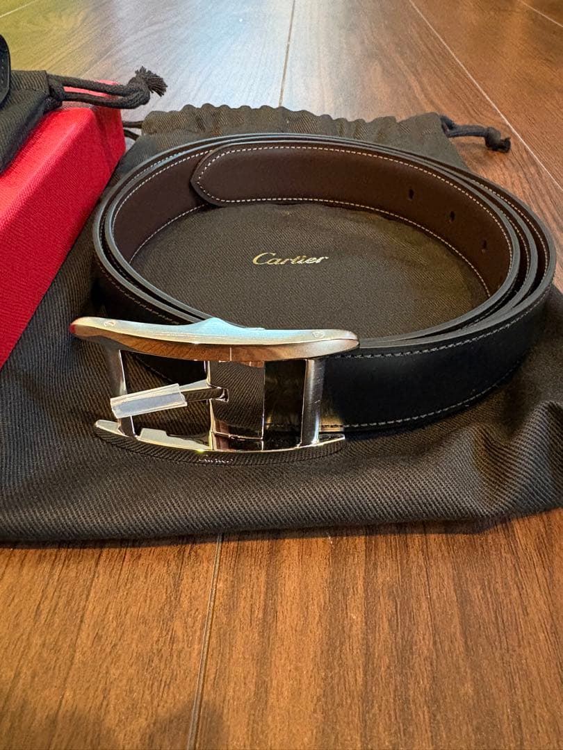 【新品　未使用】Cartier レザーベルト ブラック