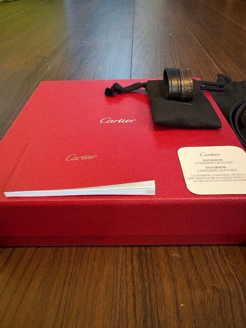 【新品　未使用】Cartier レザーベルト ブラック