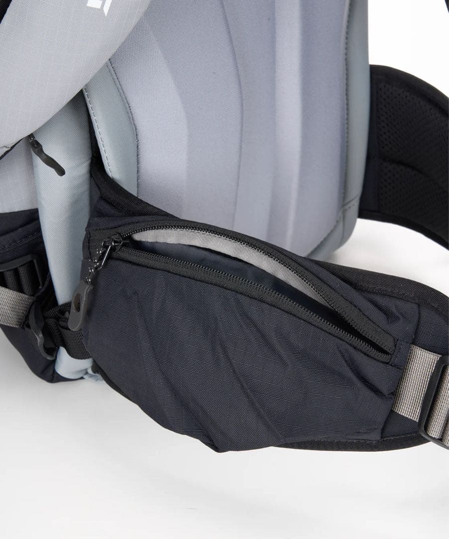 25/26' DAKINE POACHER BACKPACK 32L 新品未使用