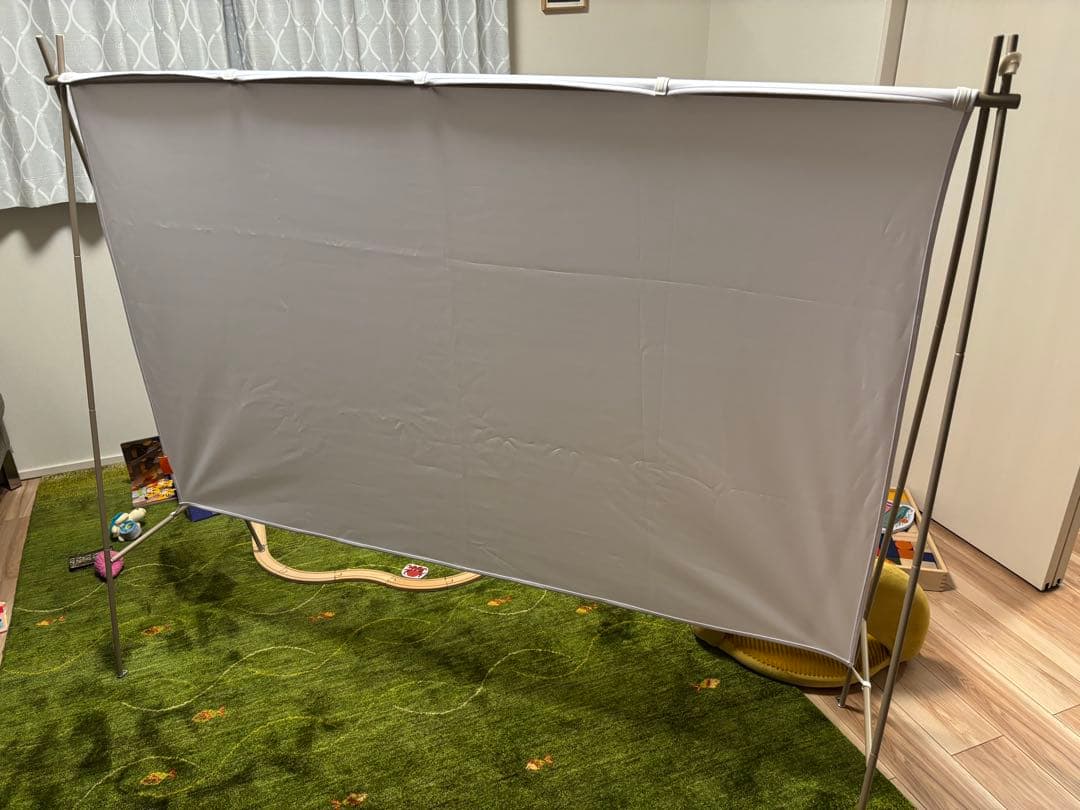 屋外用ポータブルスクリーン 70インチ　XGIMI