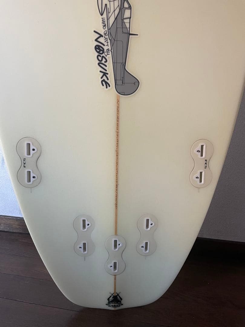 【新品未使用】QUARTER5’8膝頭サイズ対応 反発良・即テイクオフ 5FIN