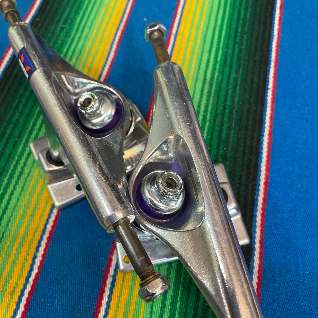 V-LIGHTS スケートボードトラック シルバー5.2HI