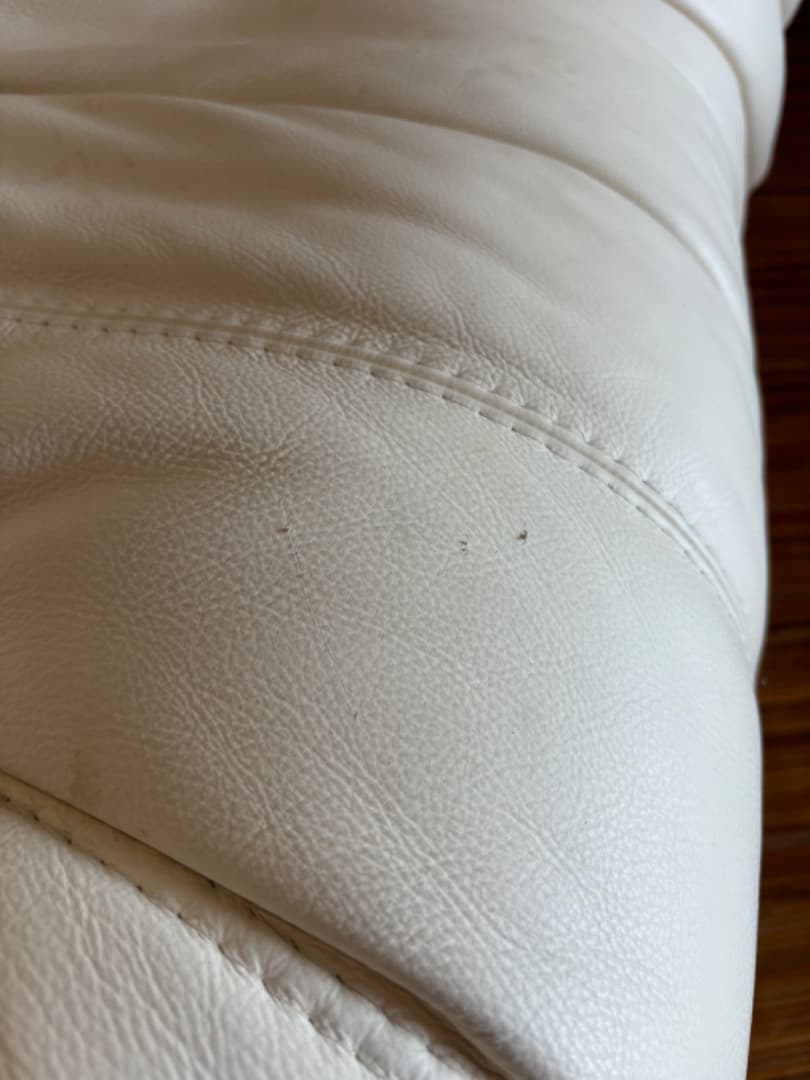 【今週だけ値下げ】ligne roset / リーン・ロゼ　皮革コーナー