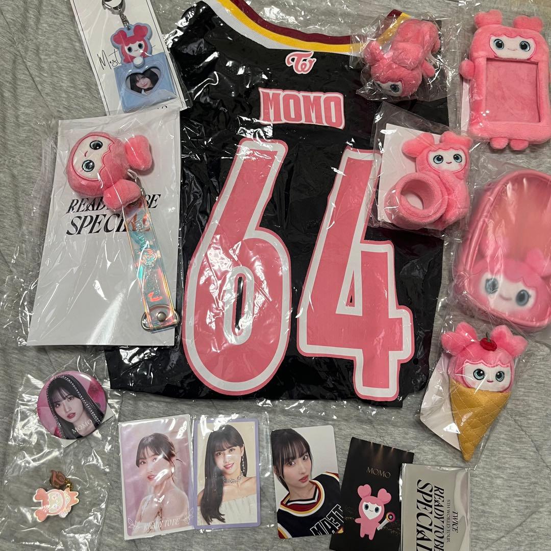 TWICE モモ モブリー グッズまとめ売り セット - メルカリ