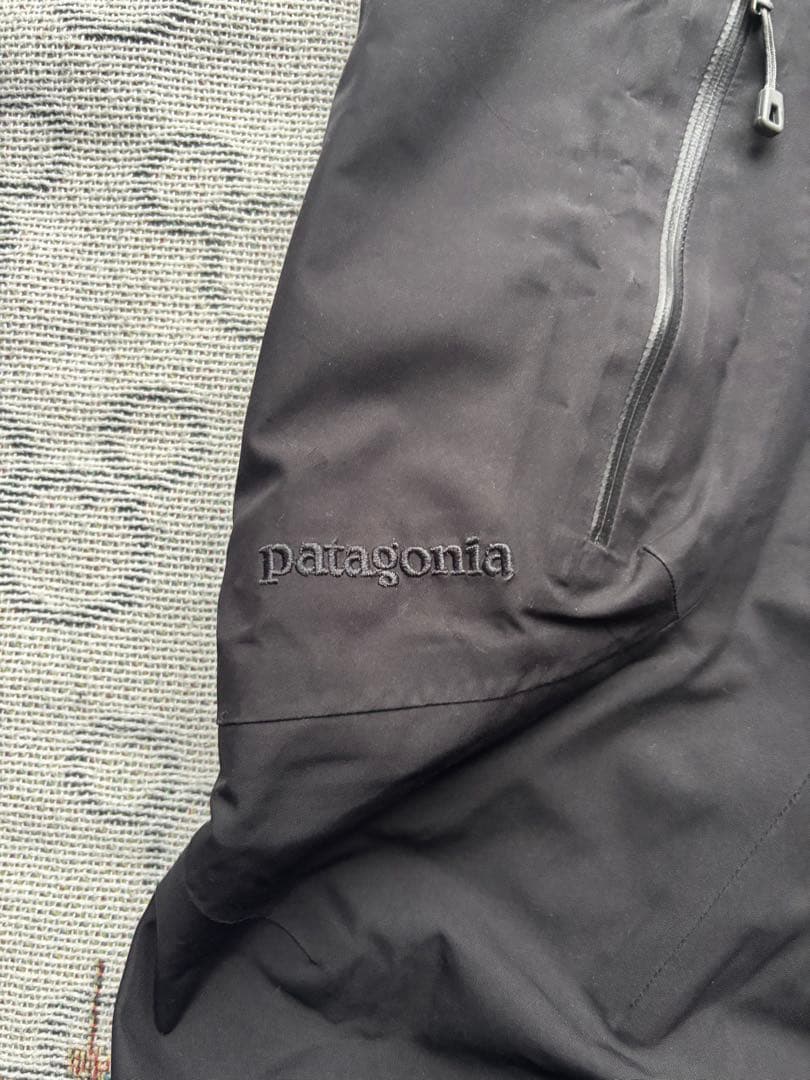 Patagonia パウダー ボウル パンツ31485FA12 GORE-TEX