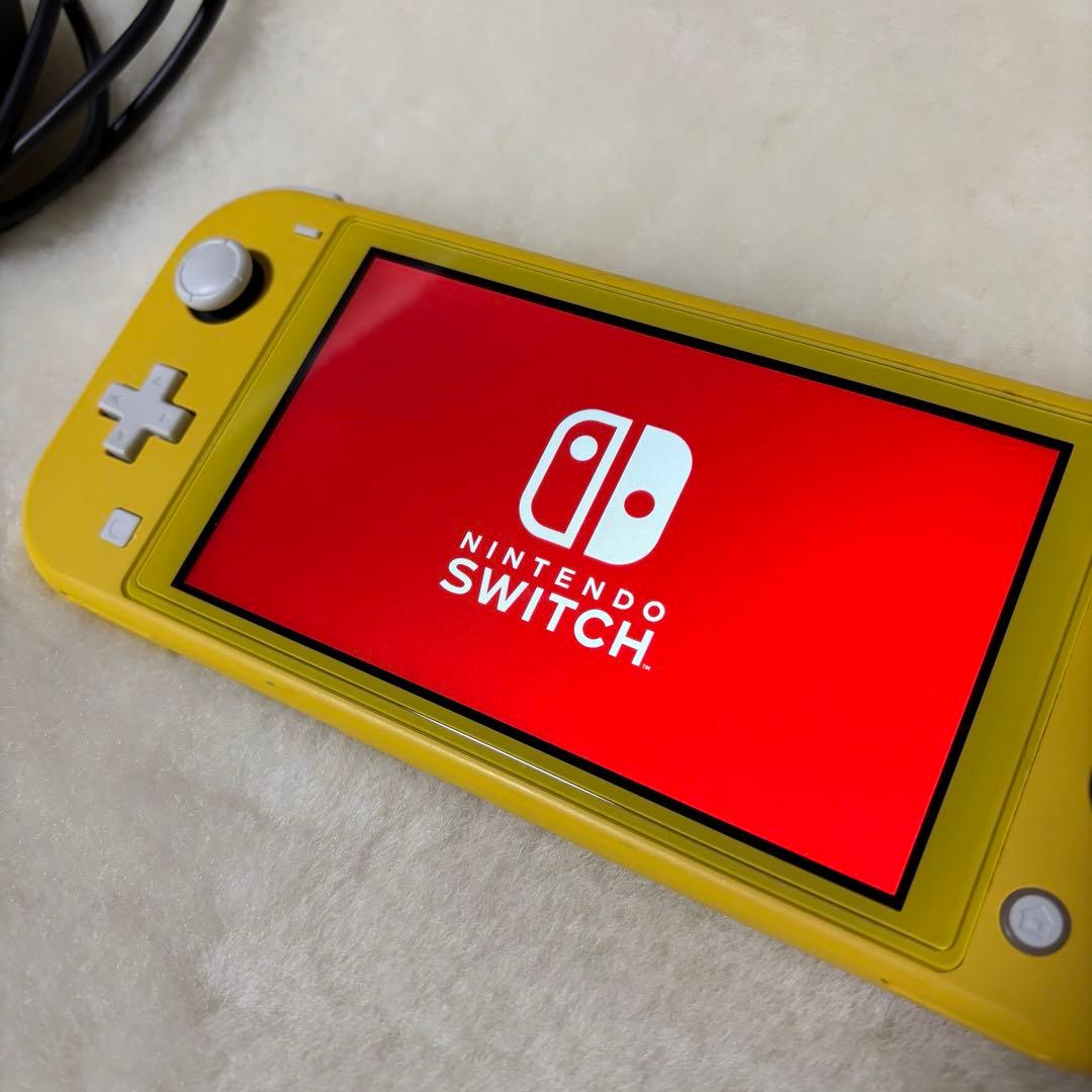 Nintendo Switch Lite イエロー 本体 充電器付き 中古品
