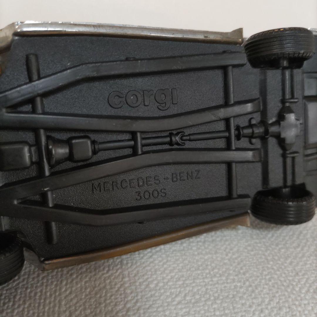 送料込み)【1/36ダイキャストカー】Corgi メルセデス ベンツ 300S