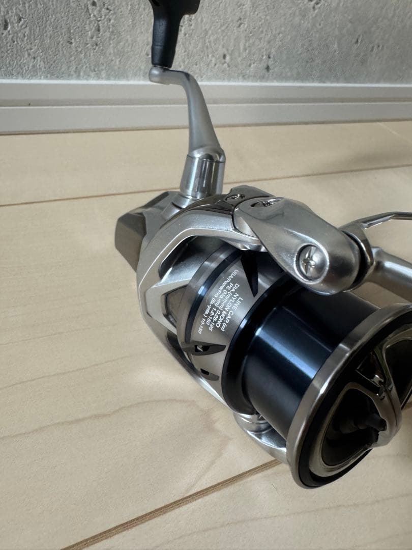 シマノ 23ストラディック 3000MHG 新品未使用品