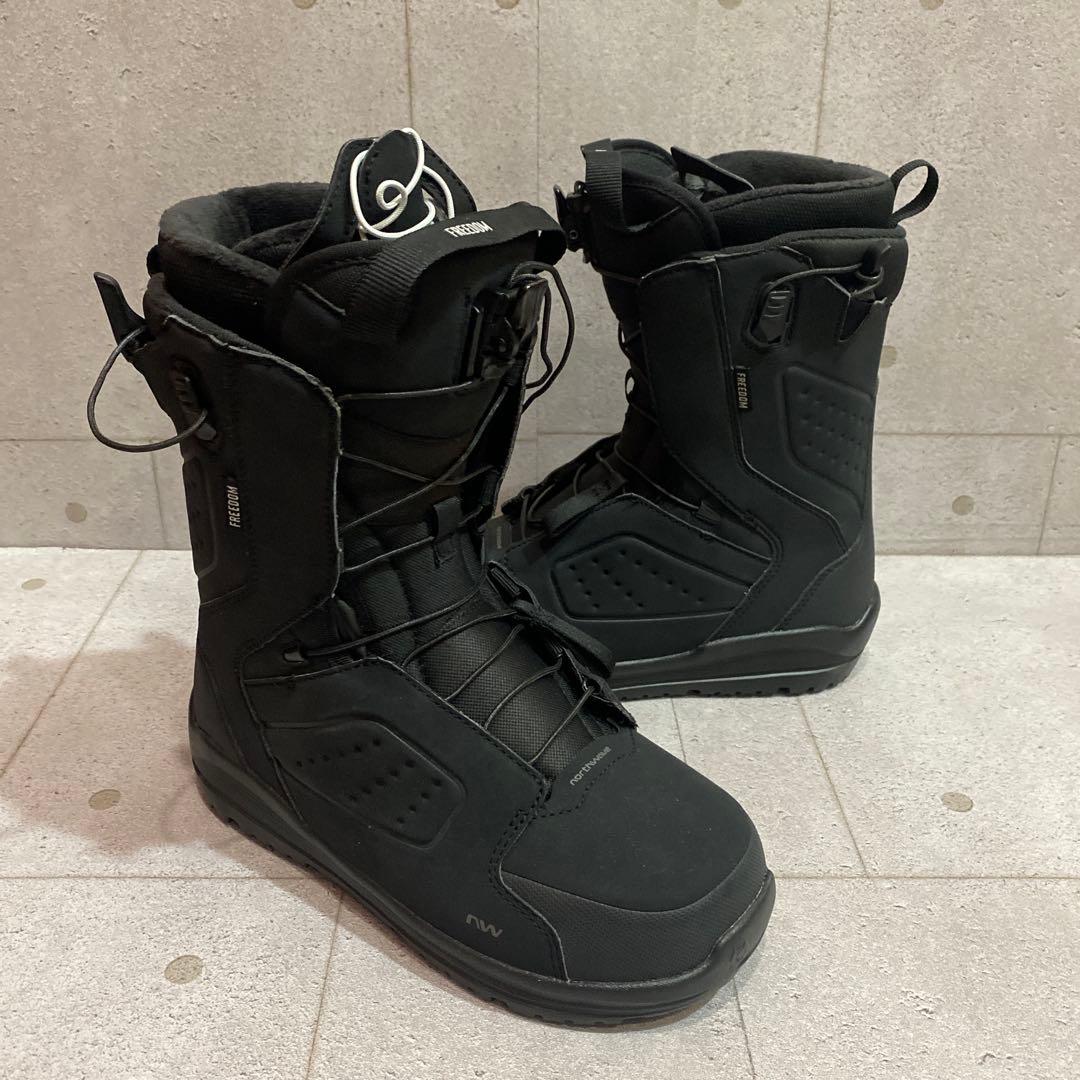 ★ NORTH WAVE FREEDOM ノースウェーブ　スノーボード　ブーツ