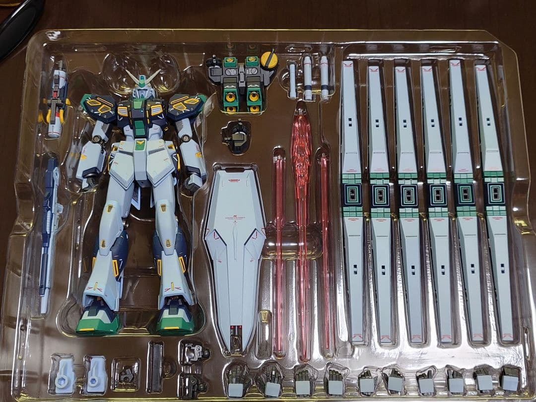 L ROBOT魂 量産型νガンダム フィンファンネル装備