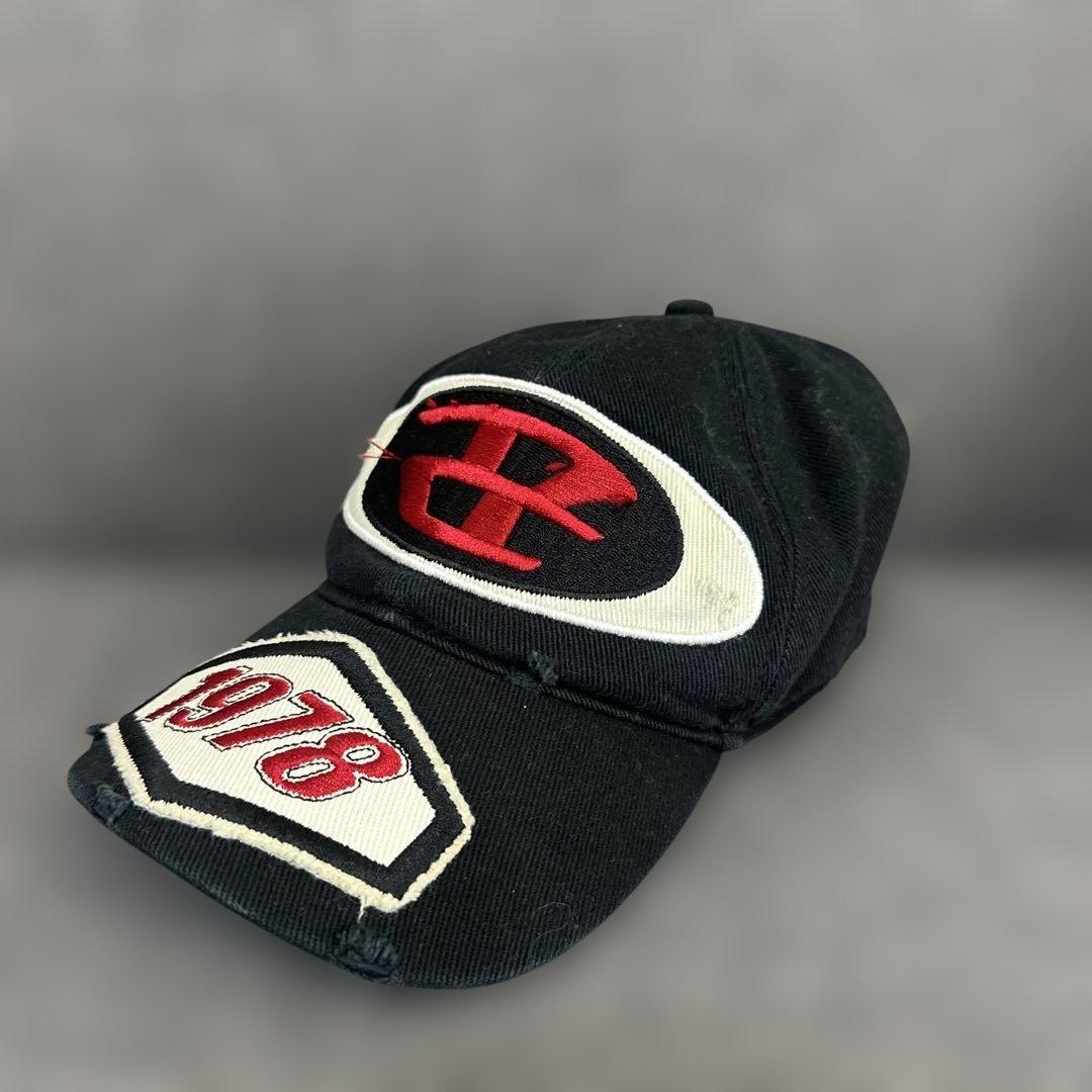 美品☆DIESEL 刺繍ロゴ ベースボールキャップ 1978年 - メルカリ
