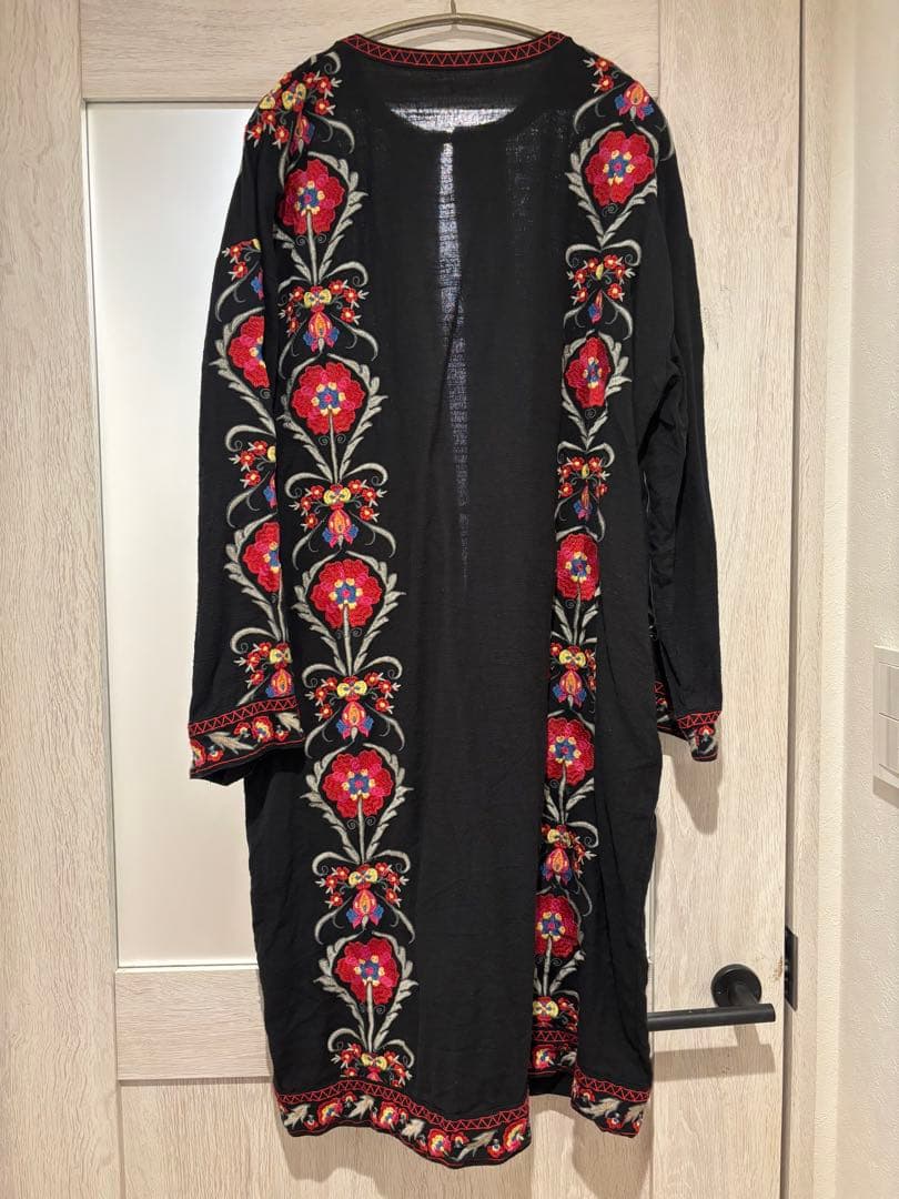 Freada/フリーダ インド刺繍花柄ガウン