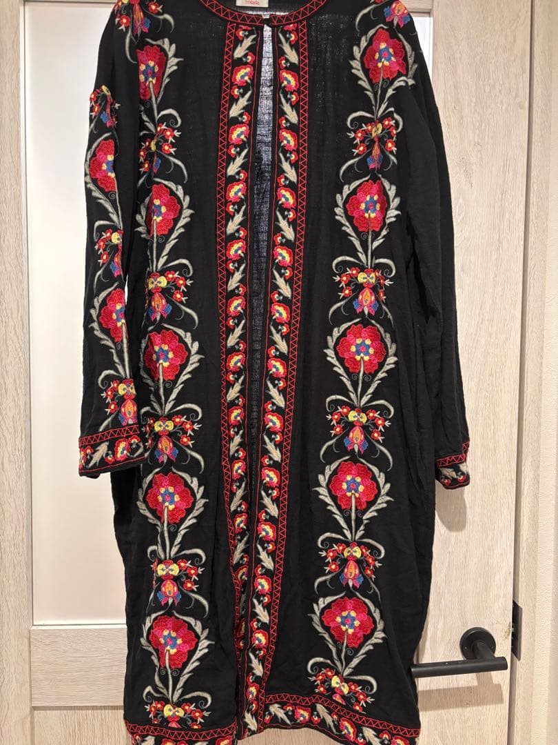 Freada/フリーダ インド刺繍花柄ガウン