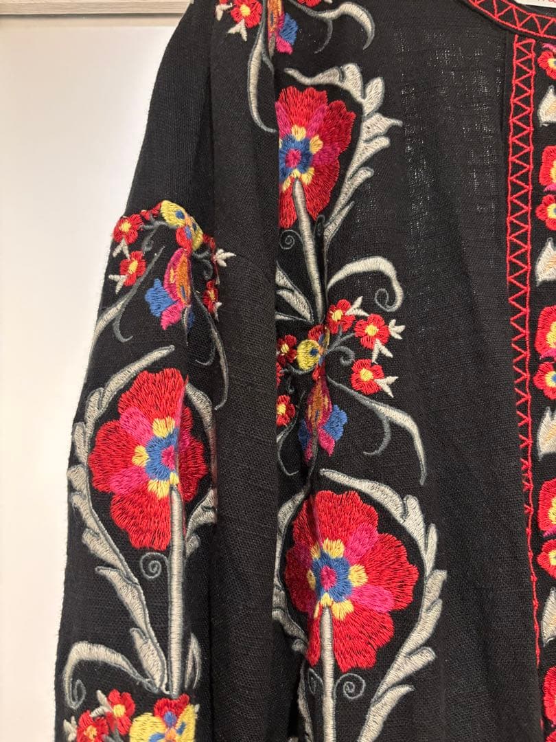 Freada/フリーダ インド刺繍花柄ガウン