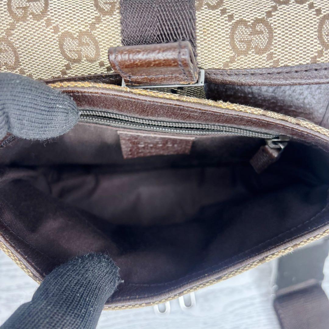 極美品　GUCCI グッチ　ボディーバッグ　ウエストバッグ　S812