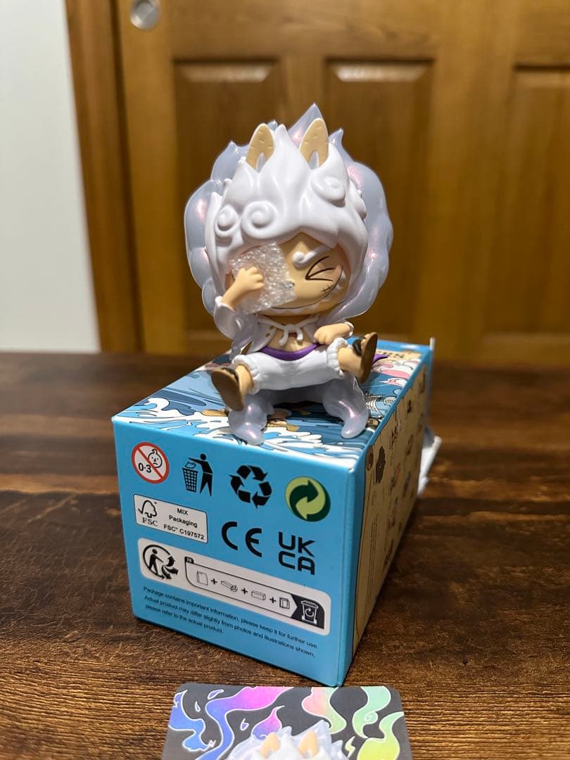 ラブブ ワンピース ルフィ ギア5 シークレット フィギュア カード付き