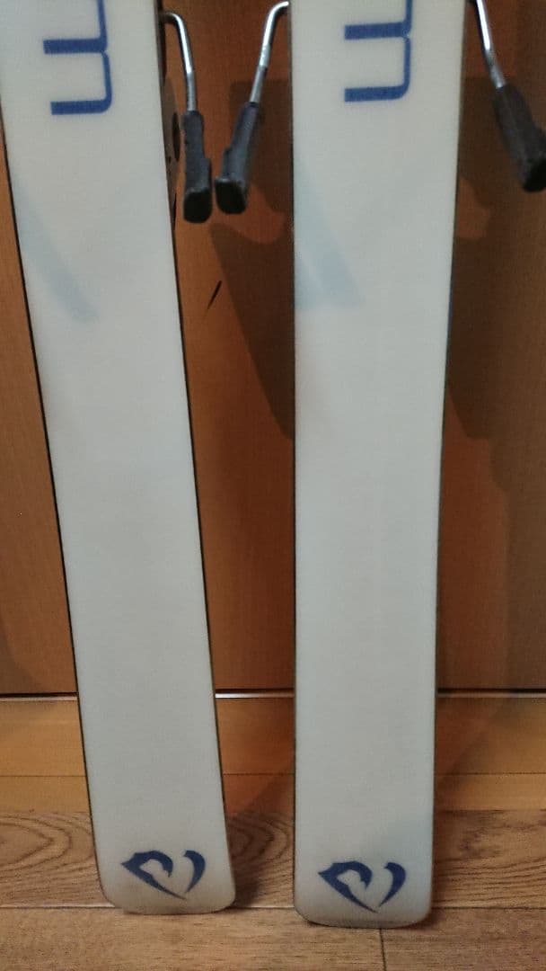 ID ONE MR-J 140㎝ ソール約265～285㎜ モーグル スキー板 D1