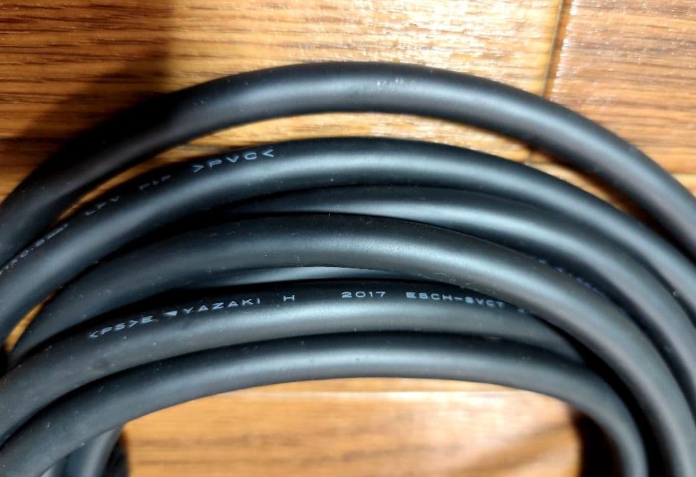 【送料込み】純正　日産リーフ　充電ケーブル　モデル 29690 3NK5E