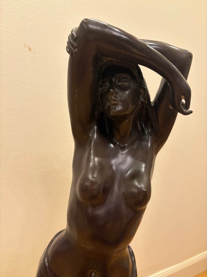 林良慶とおもわれるブロンズ像