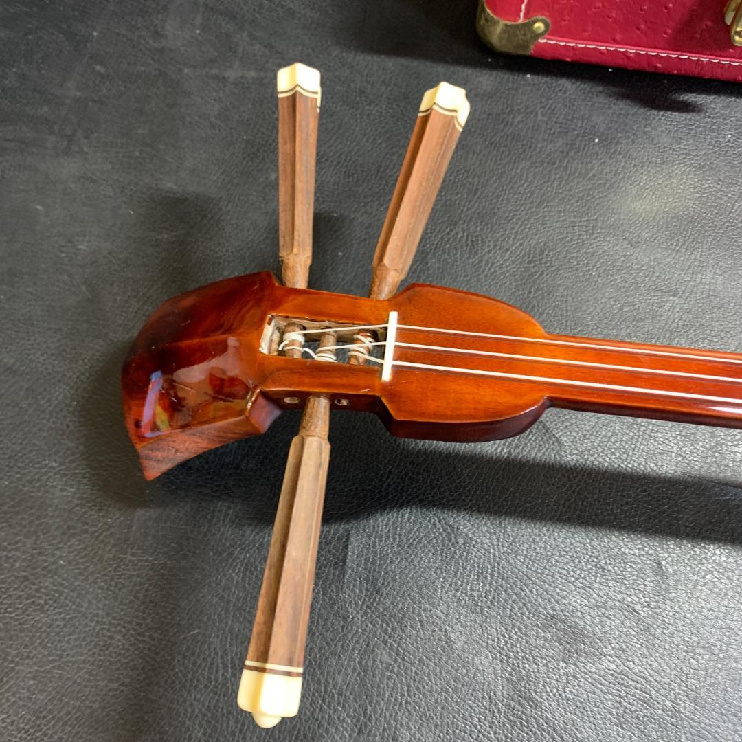 三味線 蛇皮線 木製 赤いケース付き