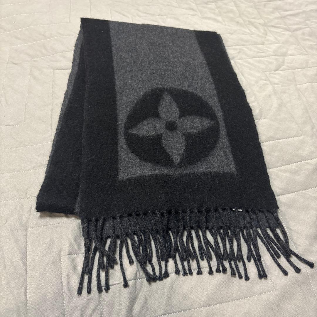 Louis Vuitton モノグラム エシャルプ マフラー グレー/ブラック