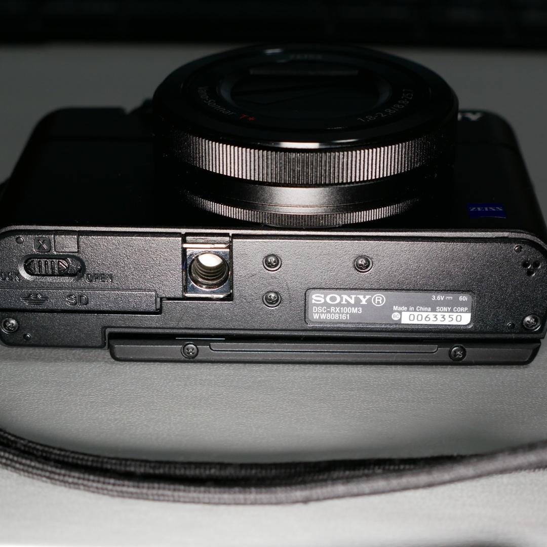 デジタルカメラ SONY RX100III(DSC-RX100M3)