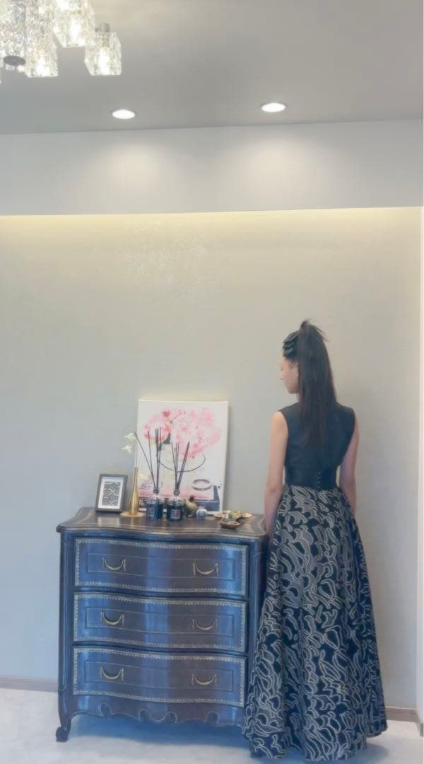 1回着のみ！全円オードリーデザインドレス♡フランス高級変わり生地で素敵なドレープ