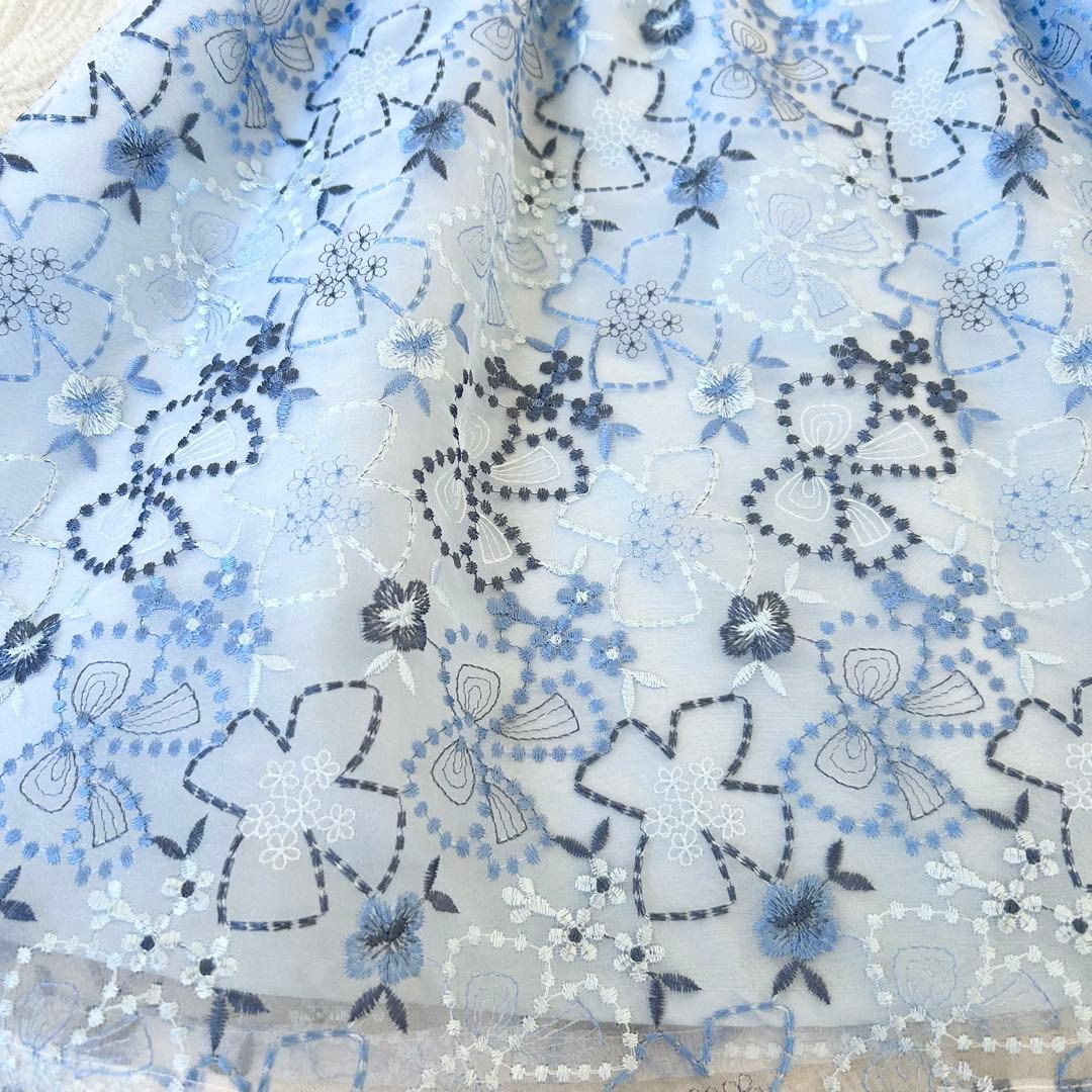 【美品】　オーガンジー 総刺繍　ワンピース　120cm BeBeべべ　　総柄