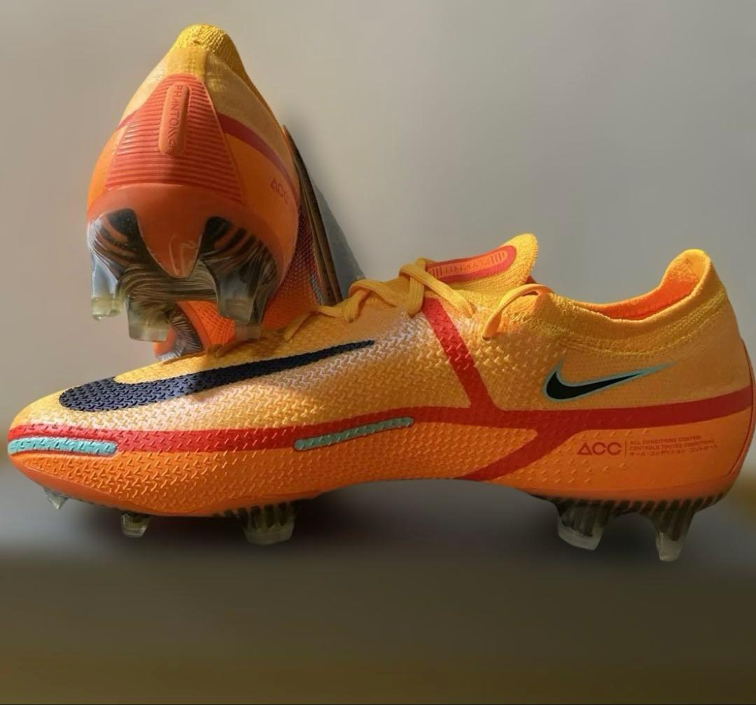 ☆新品未使用 NIKE ファントム GT2 エリート FG 27.5cm