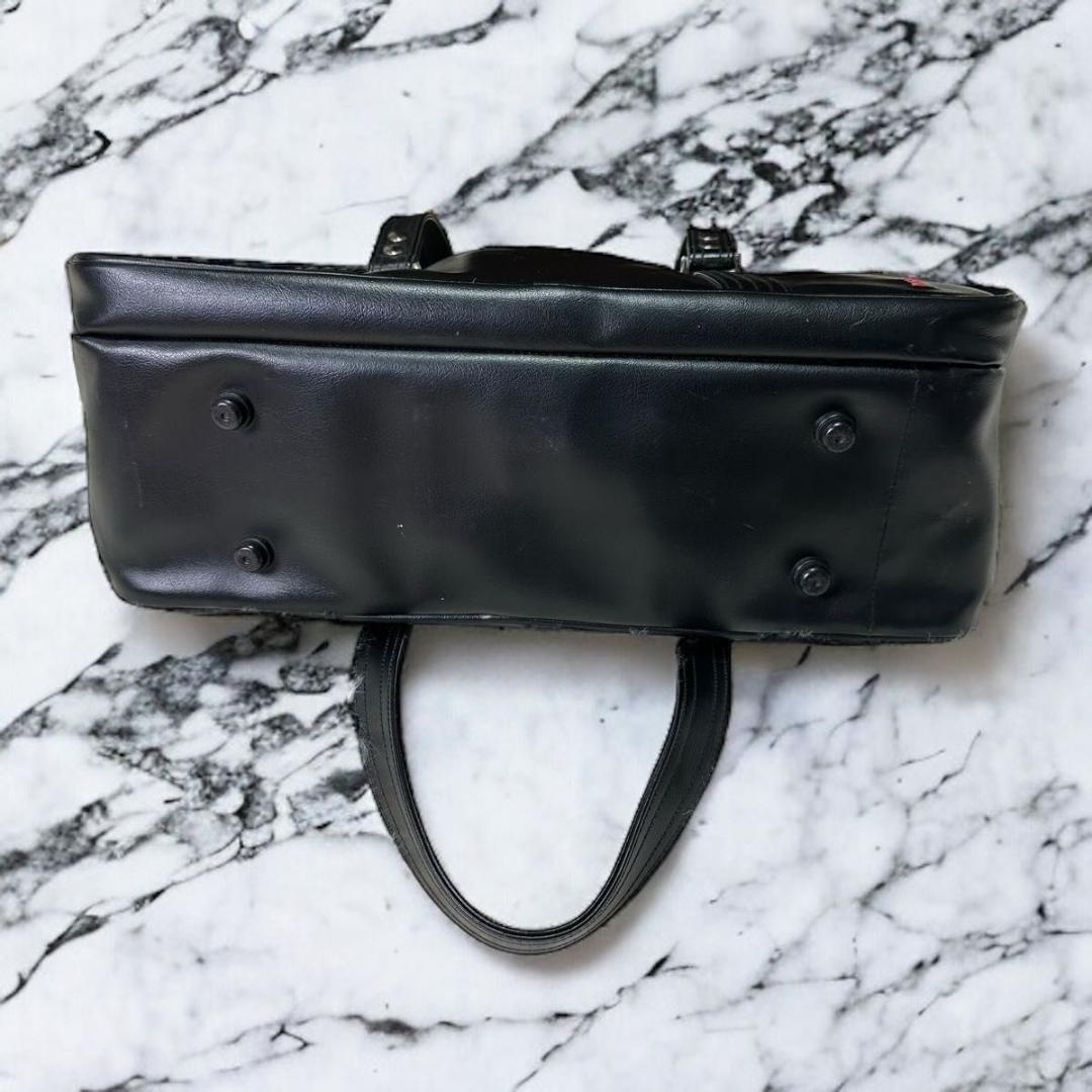 イーストボーイ EAST BOY 学生 スクールバッグ 黒×赤 女神刺繍 - メルカリ