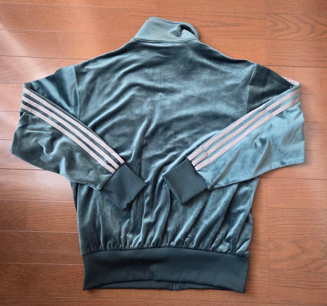 adidas Originals ファイヤーバード ベロアトラックトップ