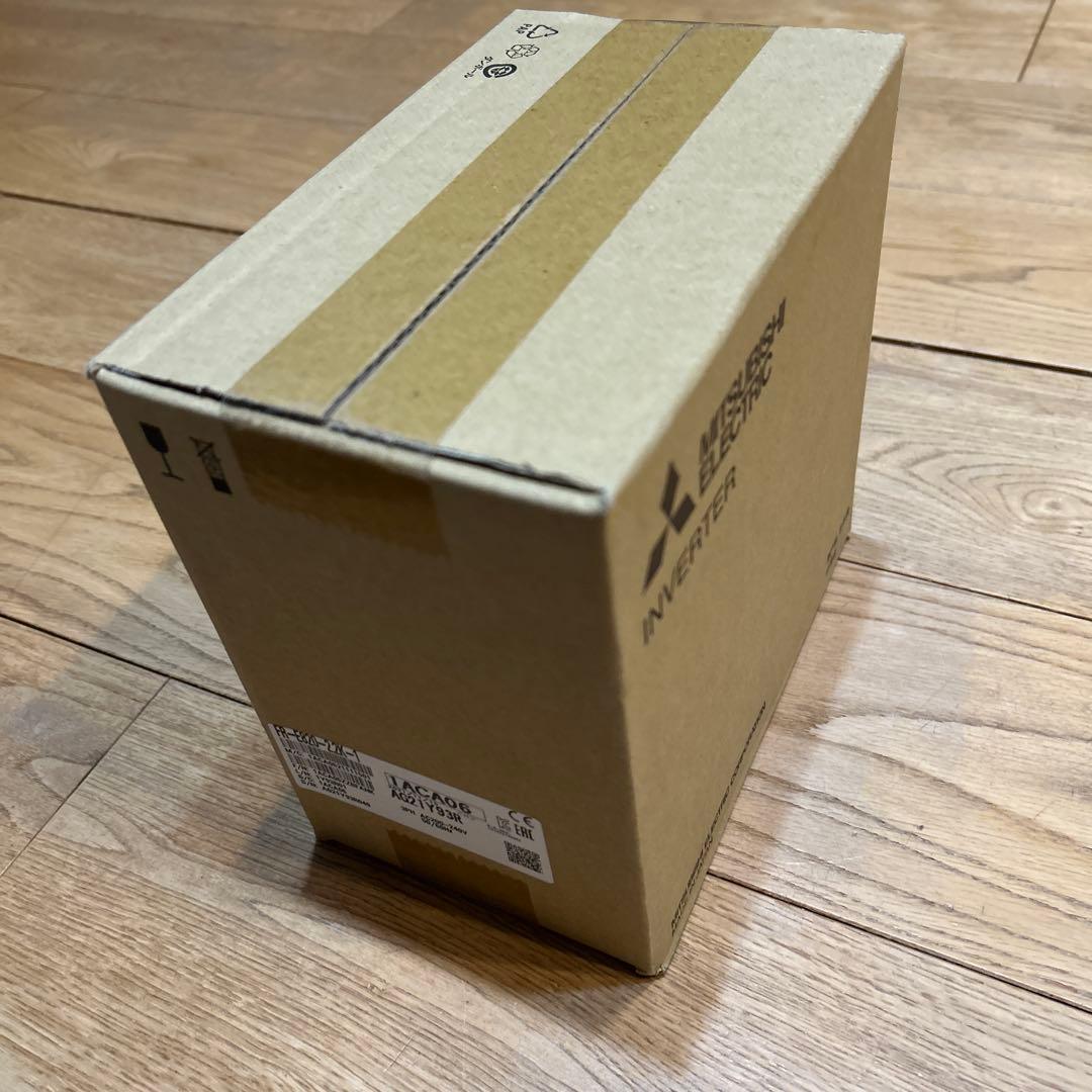 【新品】三菱電機 FR-E820-2.2K-1 インバータ