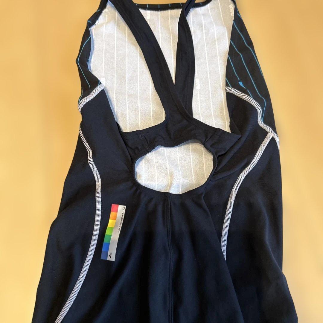 週末値下げ　試着のみ　アリーナ アニエス・ベー 水着 arena タフスーツ