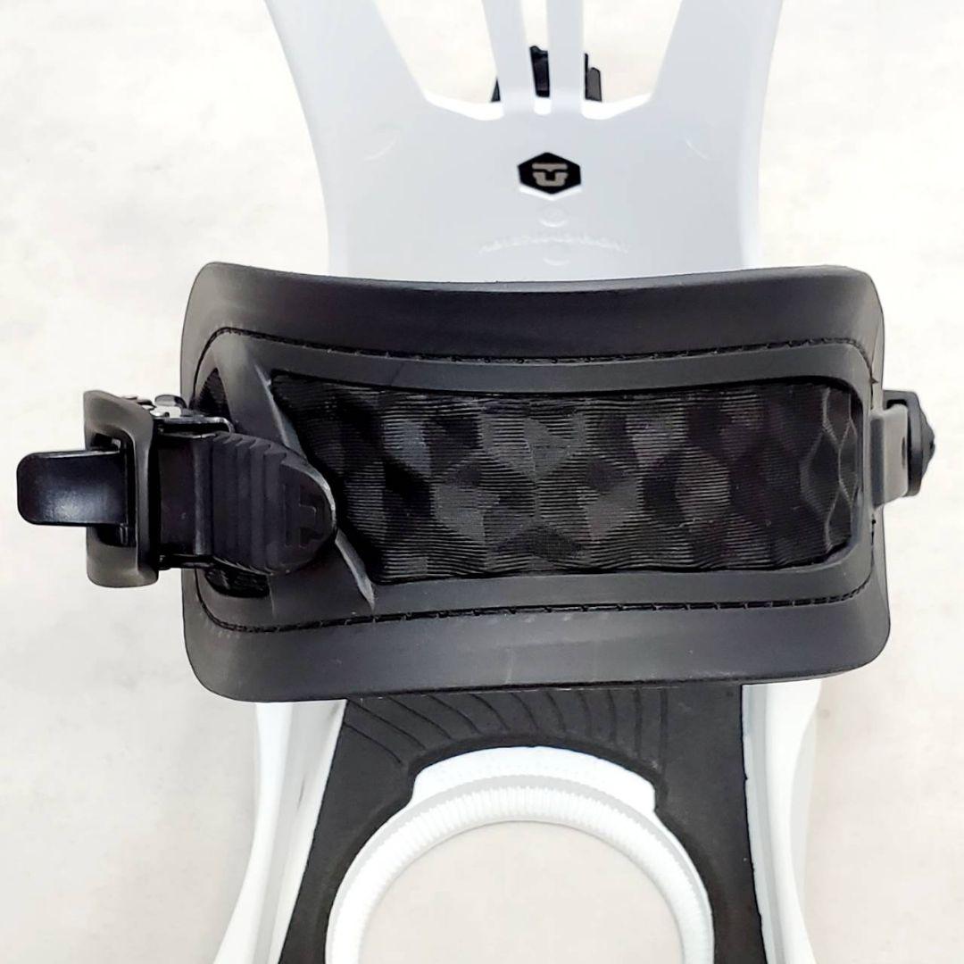 極美品 UNION フライトプロ ホワイト Mサイズ スノーボード ビンディング