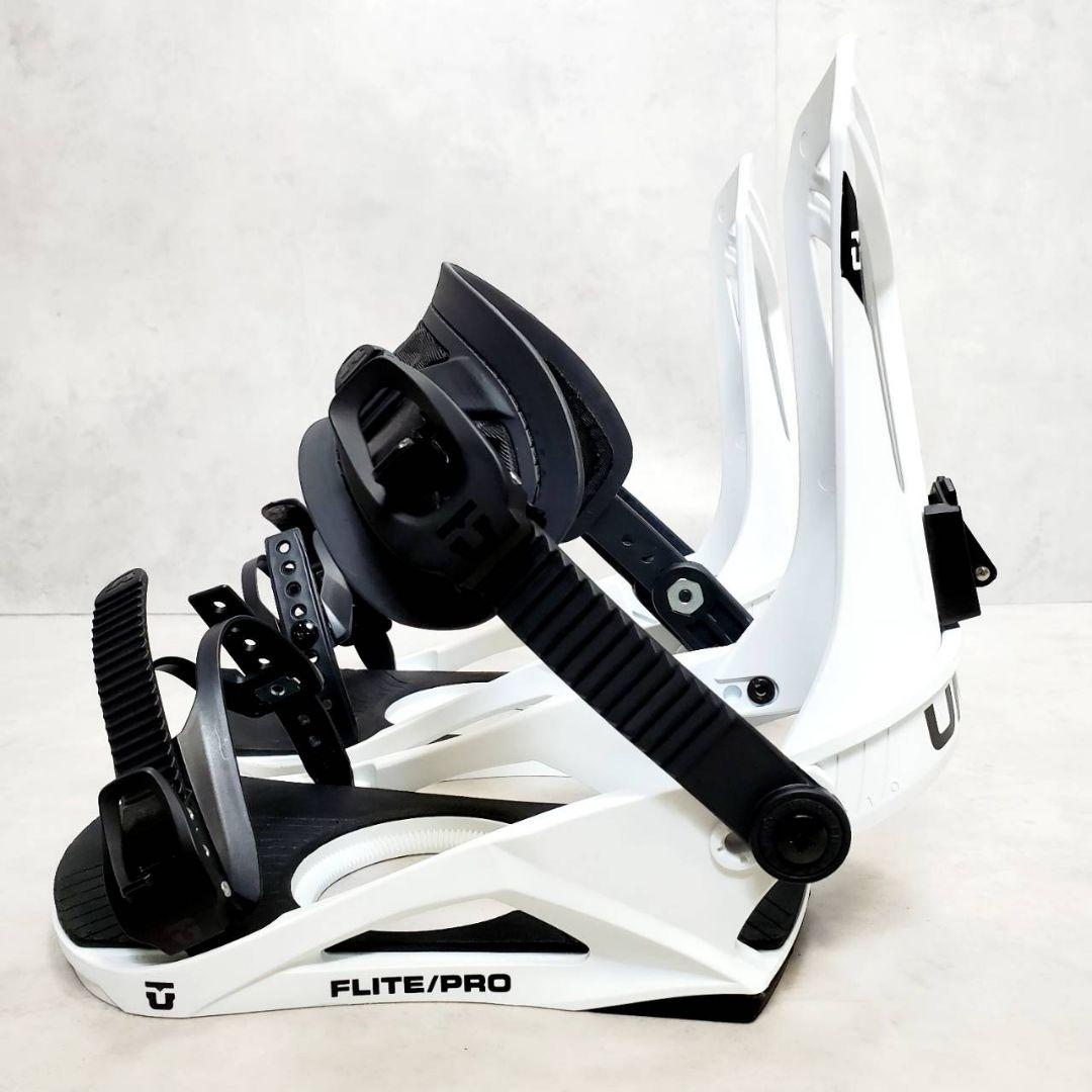 極美品 UNION フライトプロ ホワイト Mサイズ スノーボード ビンディング