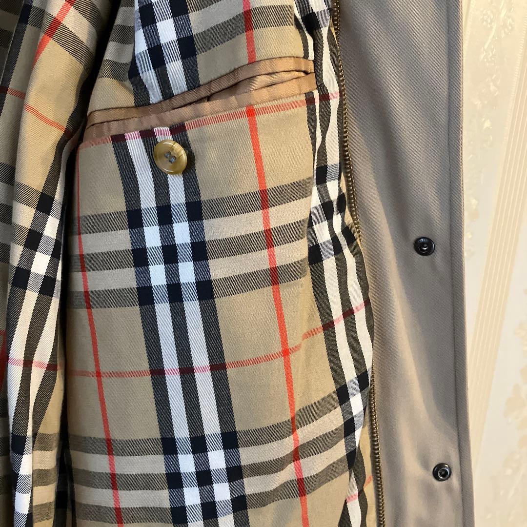バーバリー　ベージュ ショートコート フード付き