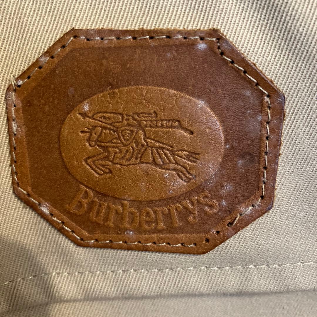 バーバリー　ベージュ ショートコート フード付き